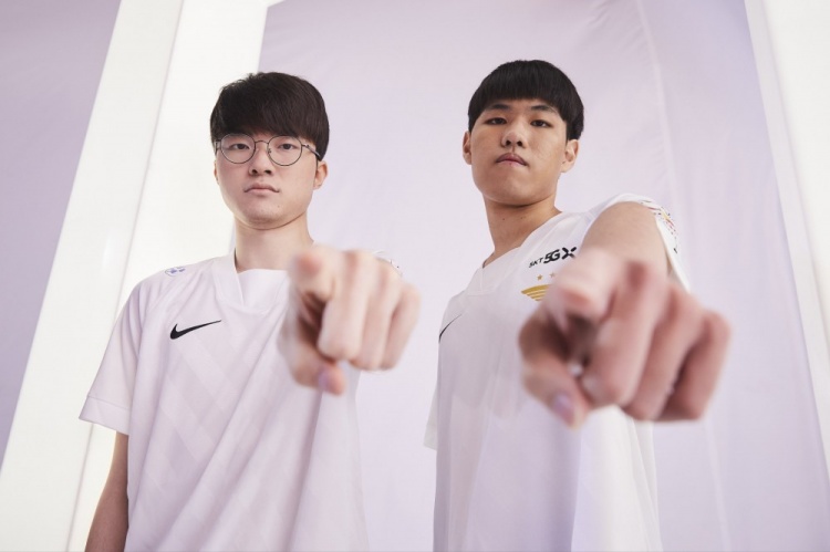 的短杆救球 的短杆救球