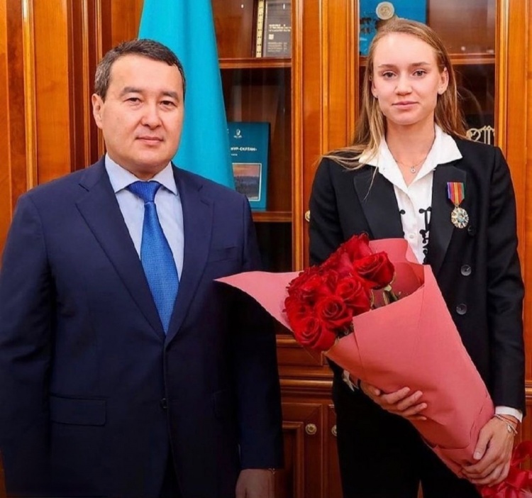 借鉴和激励 借鉴和激励